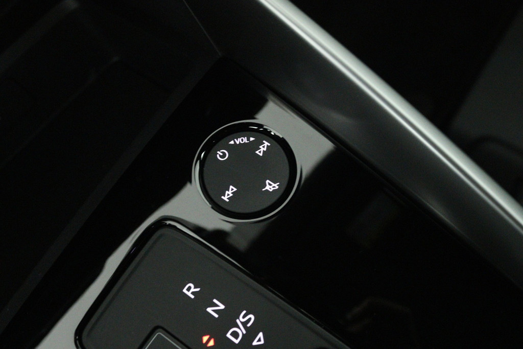 Audi A3 Sportback 30 TFSI S edition (DIGITALE COCKPIT, STOELVERWARMING, CRUISE ADAPTIEF, NAVIGATIE, PARKEERSENSOREN) 52674628-19.jpg | Autocentrum Brabant Breda