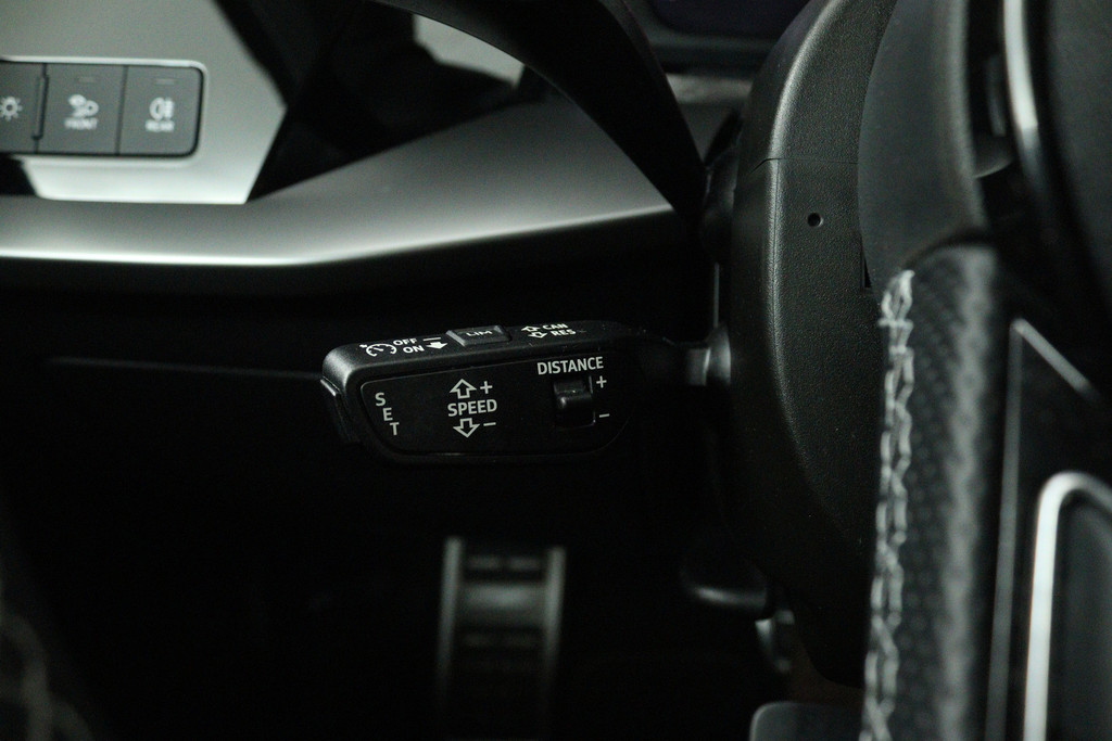 Audi A3 Sportback 30 TFSI S edition (DIGITALE COCKPIT, STOELVERWARMING, CRUISE ADAPTIEF, NAVIGATIE, PARKEERSENSOREN) 52674628-6.jpg | Autocentrum Brabant Breda