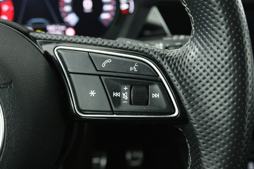 Audi A3 Sportback 30 TFSI S edition (DIGITALE COCKPIT, STOELVERWARMING, CRUISE ADAPTIEF, NAVIGATIE, PARKEERSENSOREN) 52674628-9.jpg | Autocentrum Brabant Breda