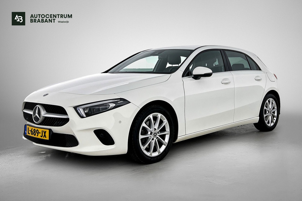 Mercedes-Benz A-Klasse 200 Premium Plus AANBIEDING! (Dealer Onderhouden, Navi, StoelV, Lane Assist, Parkeersensoren, Etc) 52720437-0.jpg | Autocentrum Brabant Breda