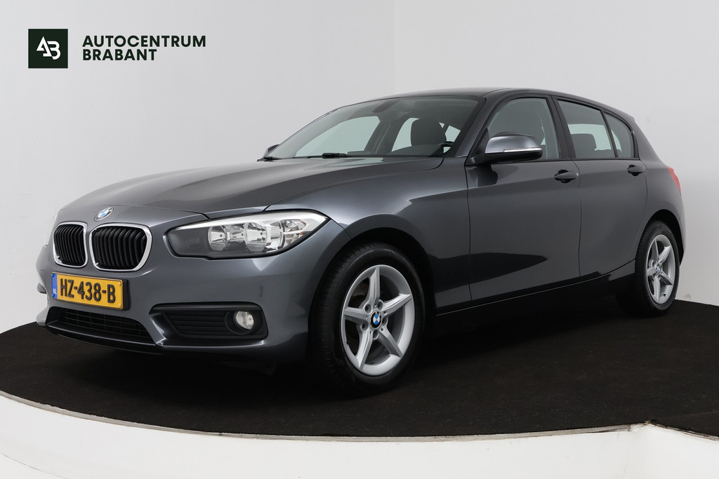 BMW 1-serie 116i Essential (NAVIGATIE, CRUISE CONTROL, PARKEERSENSOREN) 52794393-0.jpg | Autocentrum Brabant Breda