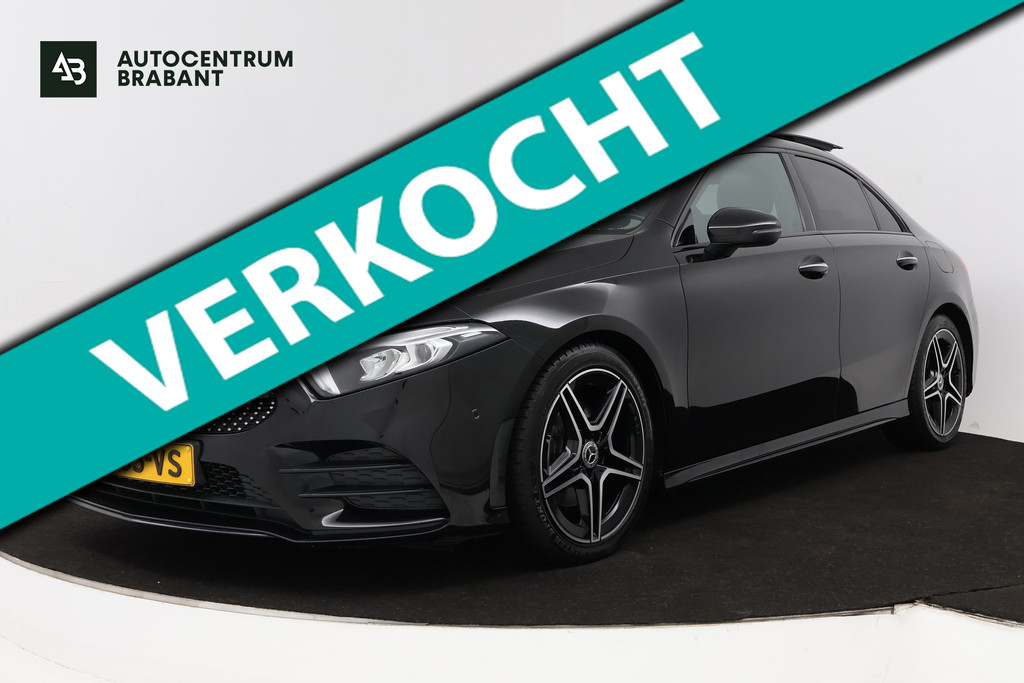 Mercedes-Benz A-Klasse 180 AMG Line (PANORAMADAK, SFEERVERLICHTING, CAMERA, STOELVERWARMING, 1e EIGENAAR, GOED ONDERHOUDEN) 52859467-0.jpg | Autocentrum Brabant Breda