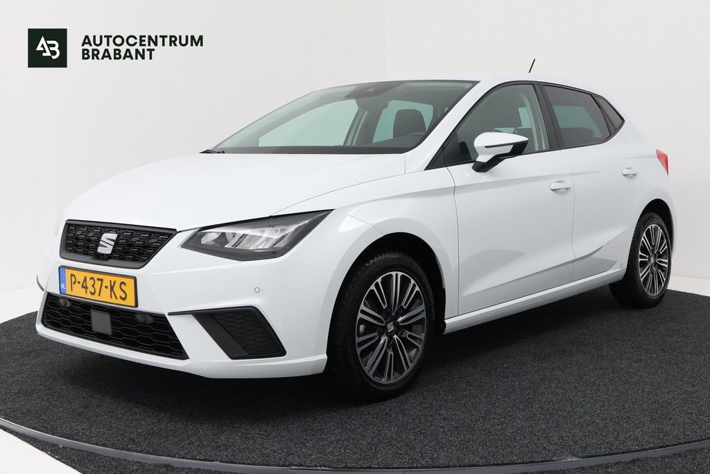 SEAT Ibiza 1.0 EcoTSI Style Business Intense (DIGITALE COCKPIT, CRUISE CONTROL, NAVIGATIE CARPLAY, PARKEERSENSOREN) 52947047-0.jpg | Autocentrum Brabant Breda