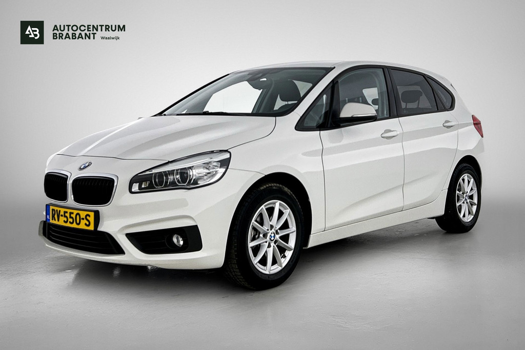BMW 2 Serie Active Tourer 216i Executive (NAVIGATIE, PARKEERSENSOREN, LED, STUURBEDIENING, GOED ONDERHOUDEN) 52979196-0.jpg | Autocentrum Brabant Breda