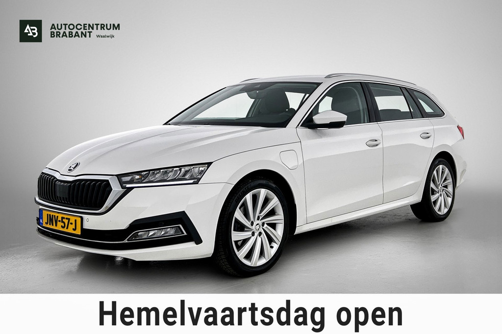 Škoda Octavia Combi 1.4 TSI iV PHEV Sportline Business(Goed OnderH, Carplay/ Android, Camera, Elektrische Stoelen, StoelV, Etc) 53011969-0.jpg | Autocentrum Brabant Breda