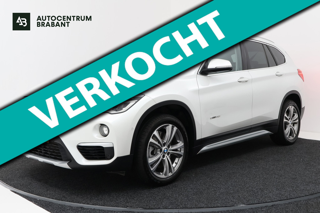 BMW X1 SDrive20i High Executive (PANORAMADAK, HARMAN/KARDON, GROOT-NAVIGATIE, STOELVERWARMING, DEALER ONDERHOUDEN) 53024749-0.jpg | Autocentrum Brabant Breda