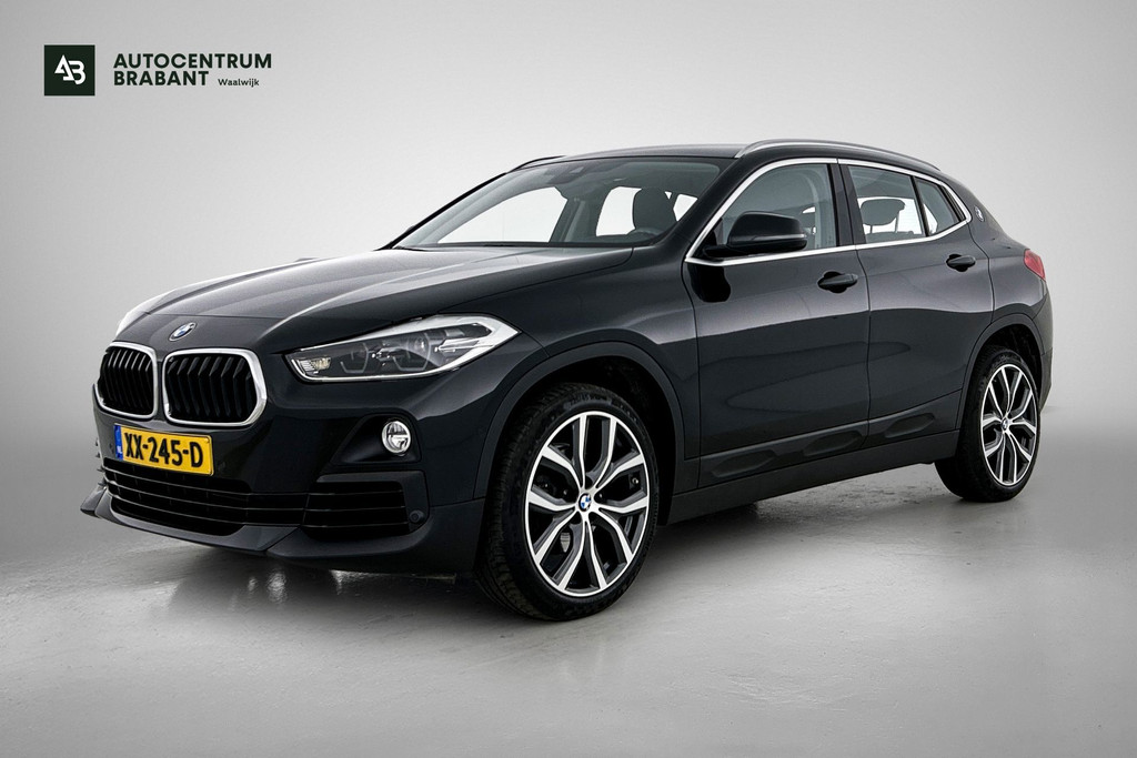 BMW X2 SDrive18i Executive Edition Automaat (NAVIGATIE, TREKHAAK AFNEEMBAAR, CAMERA, STOELVERWARMING, LED,) 53039604-0.jpg | Autocentrum Brabant Breda