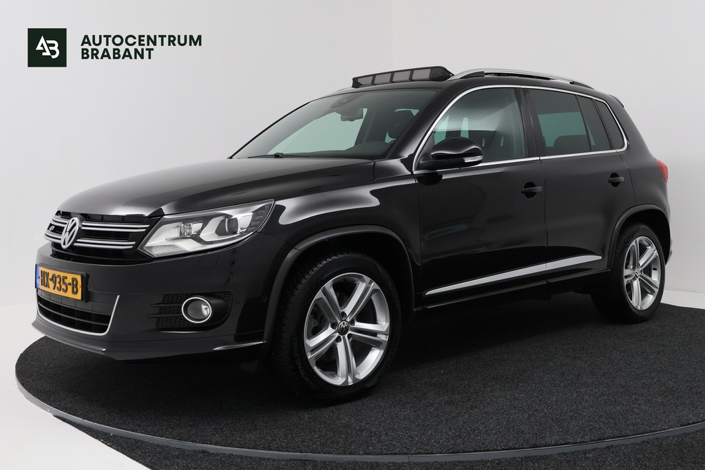 Volkswagen Tiguan 1.4 TSI R-Line Edition Automaat (PANORAMADAK, STOELVERWARMING, CAMERA, CARPLAY, XENON) 53052435-0.jpg | Autocentrum Brabant Breda
