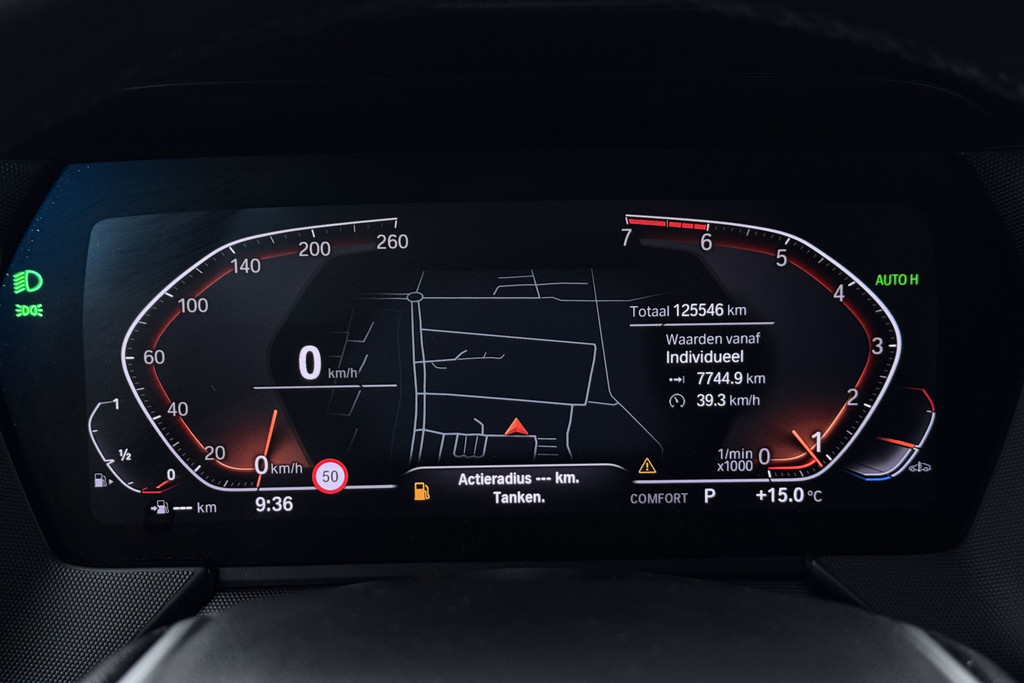 BMW 1-serie 118i Executive Edition (SFEERVERLICHTING, NAVIGATIE, CRUISE CONTROL, PARKEERSENSOREN, DEALER ONDERHOUDEN) 53096741-6.jpg | Autocentrum Brabant Breda