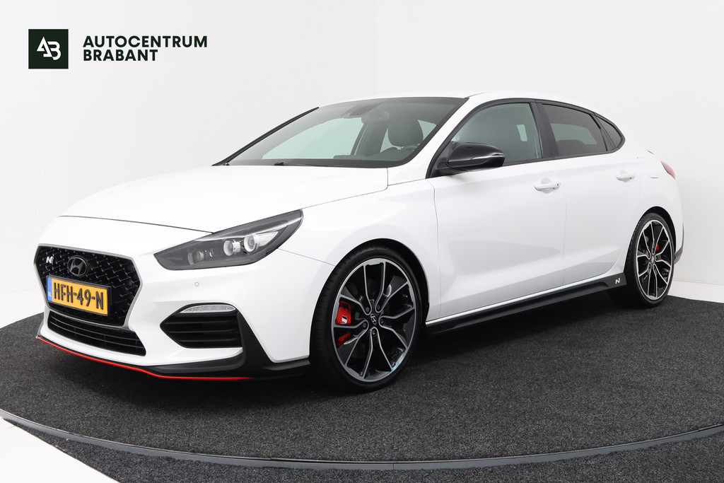 Hyundai i30 Fastback 2.0 T-GDI N2 (STOEL/STUUR VERWARMING, CAMERA, CRUISE CONTROL, ELEKTR STOELEN, PARKEERSENSOREN) 53171268-0.jpg | Autocentrum Brabant Breda