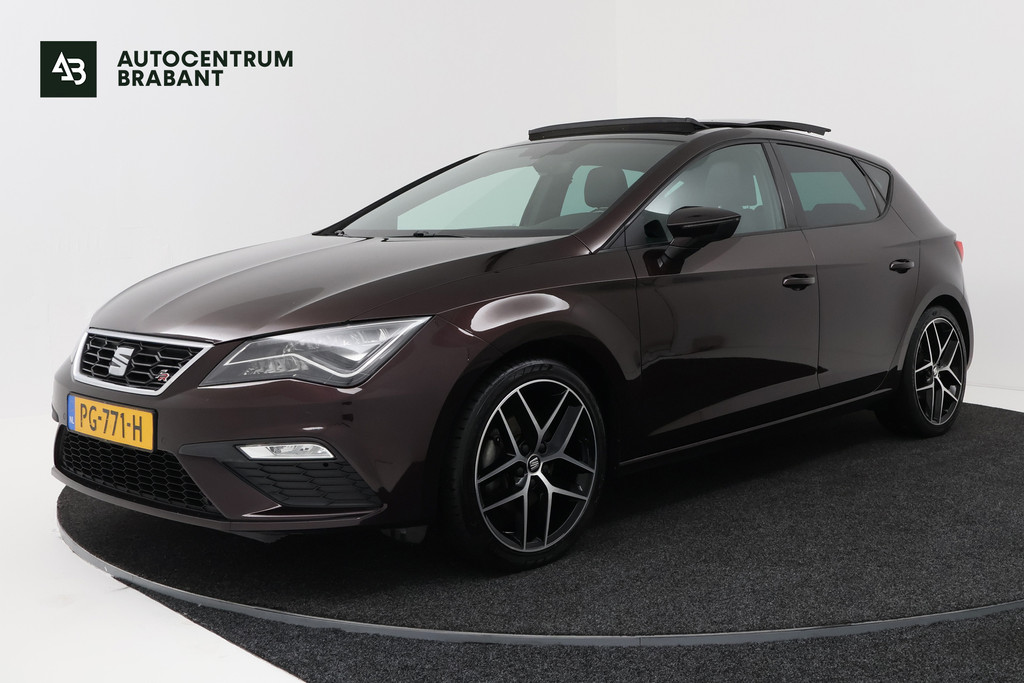 SEAT Leon 1.4 EcoTSI FR (PANORAMADAK, TREKHAAK, CAMERA, CRUISE CONTROL, PARKEERSENSOREN, CARPLAY, NAVIGATIE) 53216862-0.jpg | Autocentrum Brabant Breda