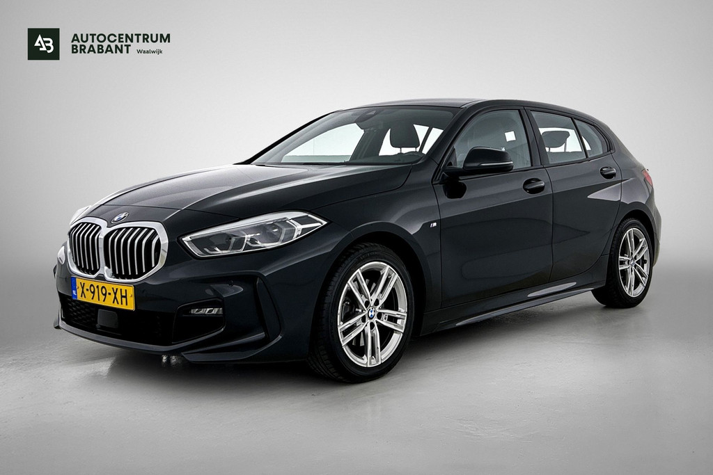 BMW 1-serie 118i High Executive M-Sport (Dealer onderhoud, Navi Pro, PDC V+A, StoelV, Digitale dash, Etc) 53371722-0.jpg | Autocentrum Brabant Breda