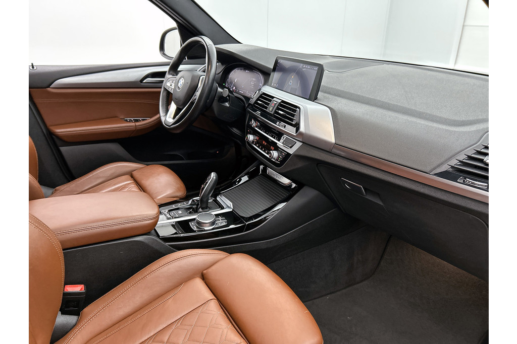 BMW X3 XDrive30e High Executive(Goed onderH, Panorama, Carplay, Camera, StoelV, Parkeersensoren V+A, Etc) 53390119-11.jpg | Autocentrum Brabant Breda