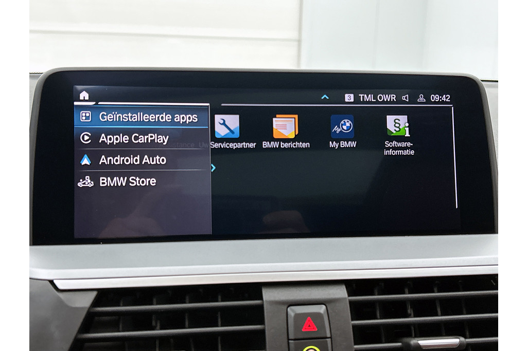 BMW X3 XDrive30e High Executive(Goed onderH, Panorama, Carplay, Camera, StoelV, Parkeersensoren V+A, Etc) 53390119-14.jpg | Autocentrum Brabant Breda
