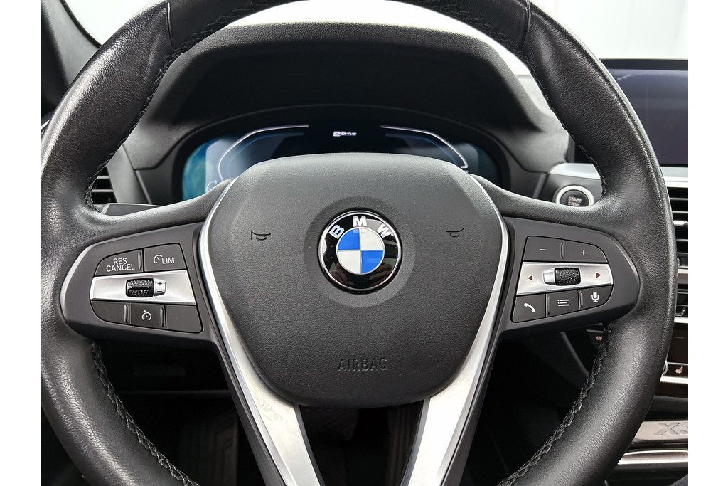 BMW X3 XDrive30e High Executive(Goed onderH, Panorama, Carplay, Camera, StoelV, Parkeersensoren V+A, Etc) 53390119-19.jpg | Autocentrum Brabant Breda