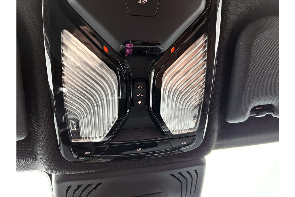 BMW X3 XDrive30e High Executive(Goed onderH, Panorama, Carplay, Camera, StoelV, Parkeersensoren V+A, Etc) 53390119-22.jpg | Autocentrum Brabant Breda