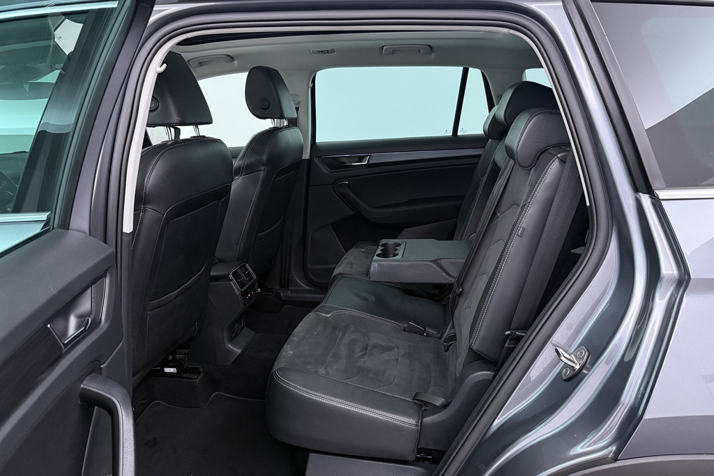 Škoda Kodiaq 1.5 TSI Limited Business Edition 7p. (PANORAMADAK, TREKHAAK AFNEEMBAAR, CAMERA, CANTON, STOELVERWARMING, 1e EIGENAAR) 53631640-20.jpg | Autocentrum Brabant Breda