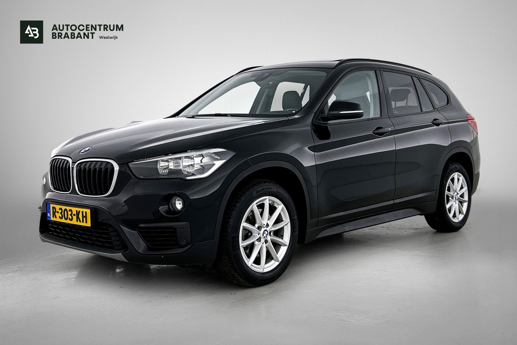 BMW X1 SDrive18i Executive(Volledig Dealer OnderH, Panorama, Navi, StoelV, Parkeersensoren, Climate Con, Etc) 54003579-0.jpg | Autocentrum Brabant Breda