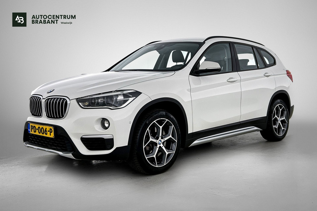 BMW X1 SDrive20i Executive (NL-auto, Goed OnderH, Navi, Sportstoelen, Led, Climate Con, Parkeersensoren, Etc) 54135789-0.jpg | Autocentrum Brabant Breda