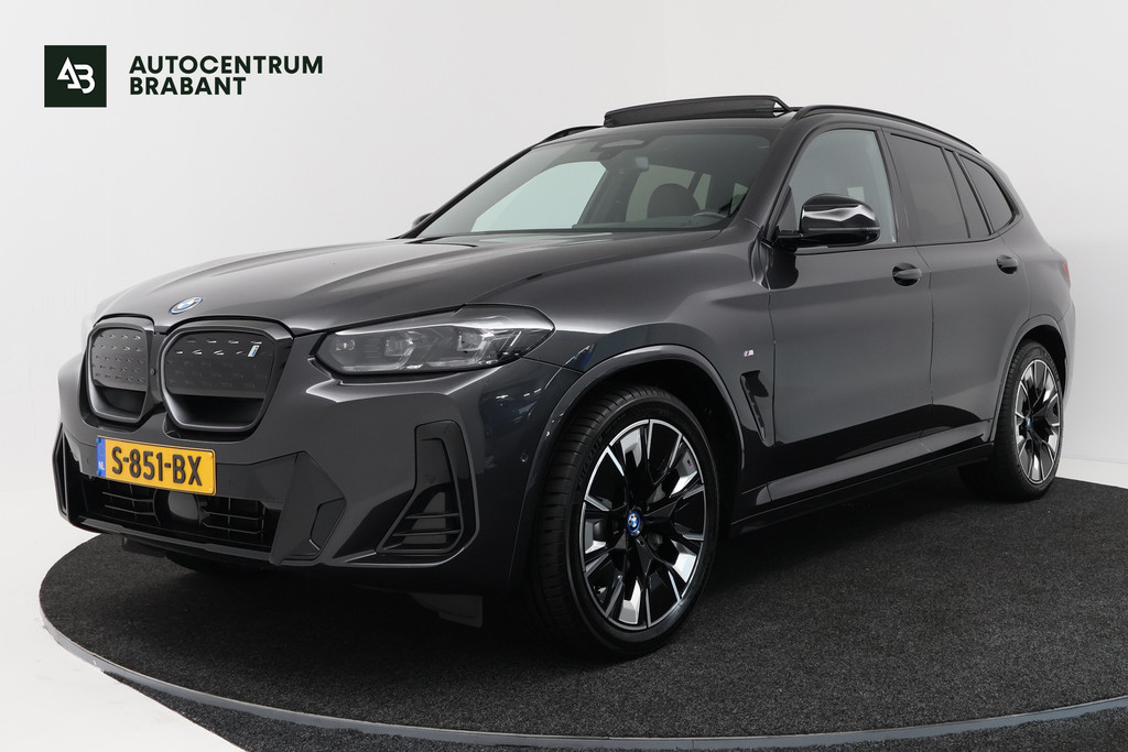 BMW iX3 High Executive 80 kWh (SOH 98,1%, PANO, CAMERA, STOEL/STUUR VERWARMING, ELEKTR STOELEN, CRUISE ADAPTIEF, PARKEERSENSOREN) 54524944-0.jpg | Autocentrum Brabant Breda