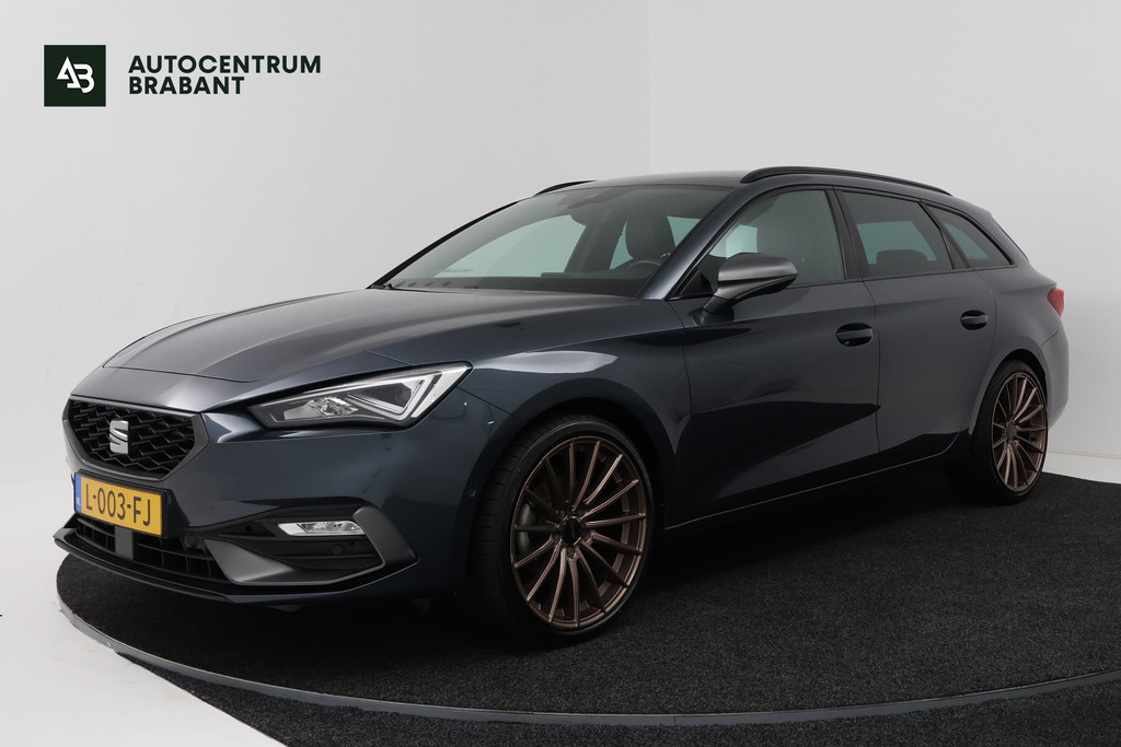 SEAT Leon Sportstourer 1.5 TSI FR Launch Edition (DIGITALE COCKPIT, CRUISE ADAPTIEF, NAVIGATIE CARPLAY, PARKEERSENSOREN) 54524974-0.jpg | Autocentrum Brabant Breda