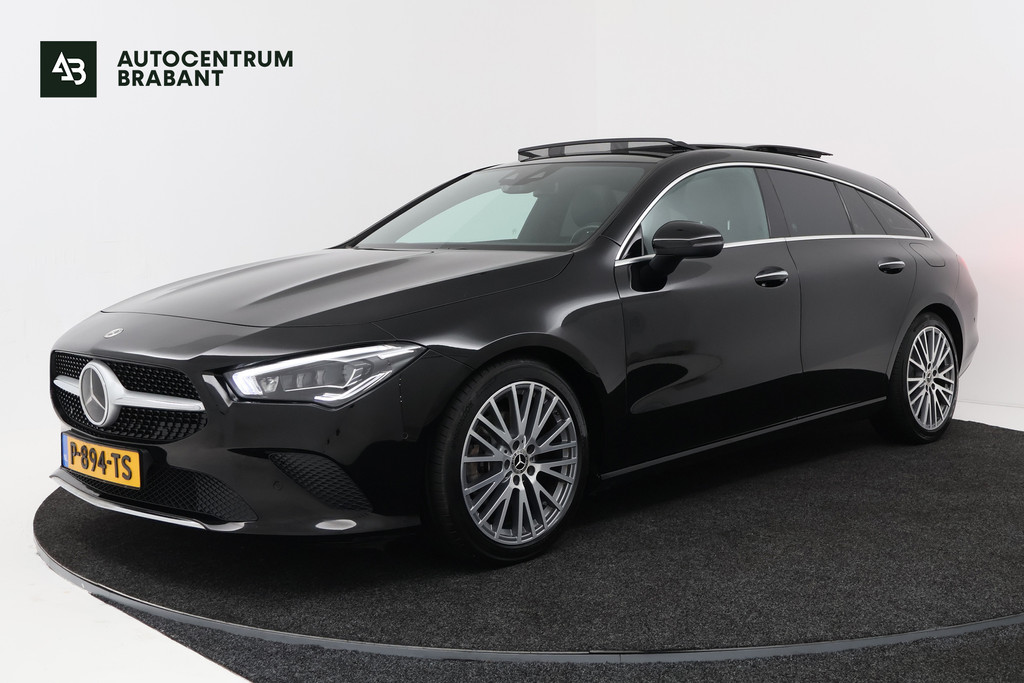 Mercedes-Benz CLA-Klasse Shooting Brake 180 Solution Luxury (PANORAMADAK, SFEERVERLICHTING, CAMERA, TREKHAAK WEGKLAPBAAR) 54581940-0.jpg | Autocentrum Brabant Breda