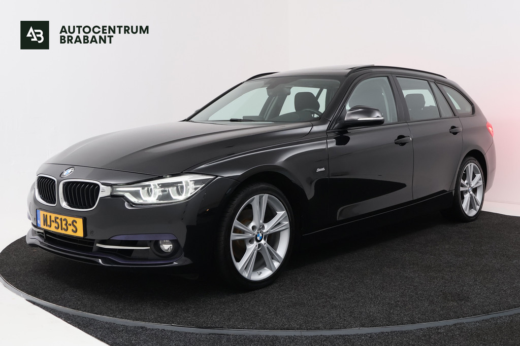 BMW 3 Serie Touring 320i (PANORAMADAK, TREKHAAK WEGKLAPBAAR, PARKEERSENSOREN, STOELVERWARMING, SPORSTOELEN, LED) 54598011-0.jpg | Autocentrum Brabant Breda