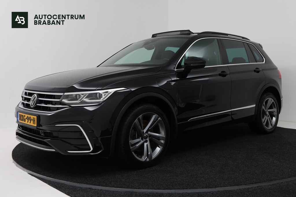 Volkswagen Tiguan 1.4 TSI eHybrid R-Line Business+ (PANORAMADAK, CAMERA, CARPLAY, ADAPTIVE CRUISE, DEALER ONDERHOUDEN) 54720194-0.jpg | Autocentrum Brabant Breda
