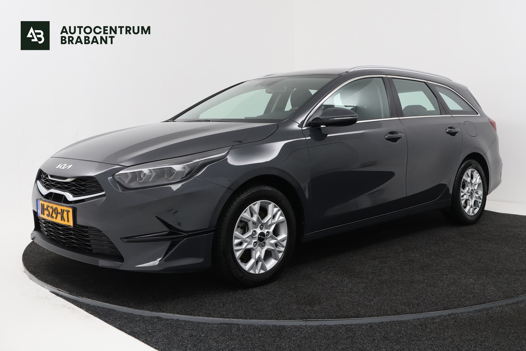 Kia Ceed Sportswagon 1.5 T-GDi DynamicLine (NAVIGATIE, LED, AUTOPILOT, CARPLAY, 1e EIGENAAR, GOED ONDERHOUDEN) 54913532-0.jpg | Autocentrum Brabant Breda