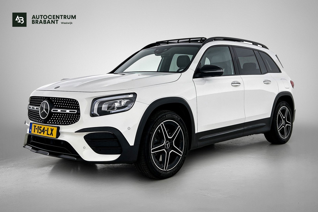 Mercedes-Benz GLB 250 4MATIC Premium Plus VOL! (Panorama, Burmester, Trekhaak, SfeerV, 360 camera, Lane Assist, AutoPilot, Etc) 55018410-0.jpg | Autocentrum Brabant Breda