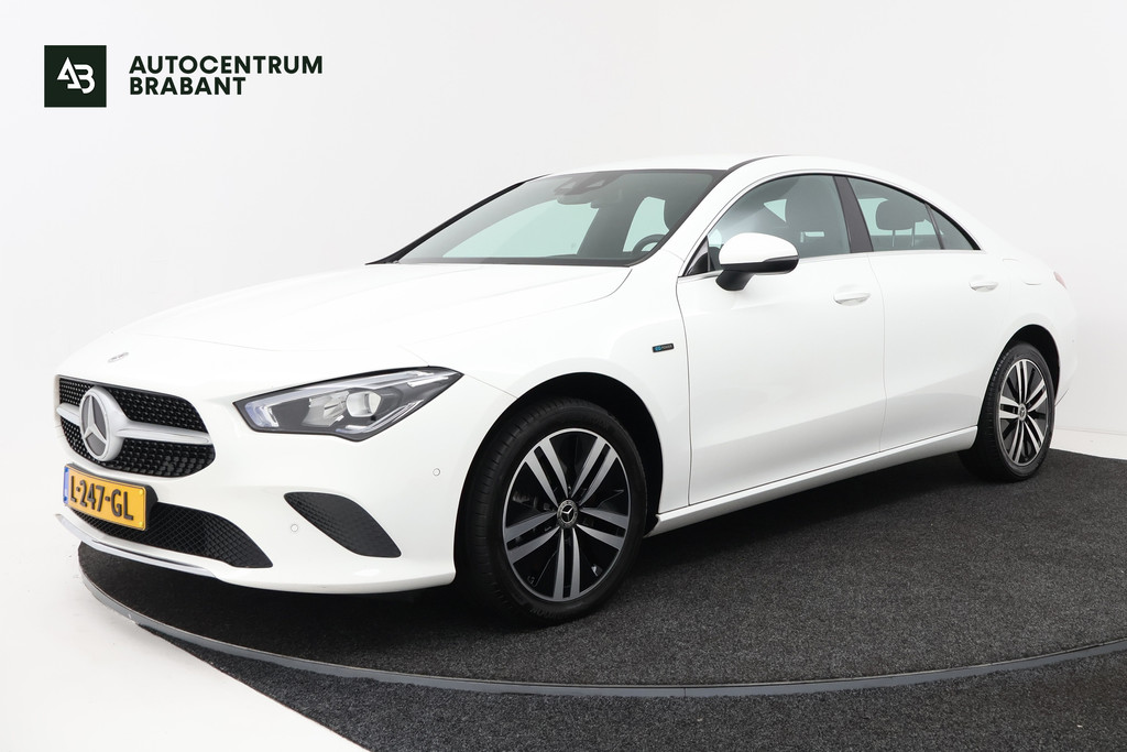 Mercedes-Benz CLA-Klasse 250 e Business Solution Luxury Limited (SFEERVERLICHTING, CAMERA, PDC, LED, 1e EIGENAAR) 55033680-0.jpg | Autocentrum Brabant Breda