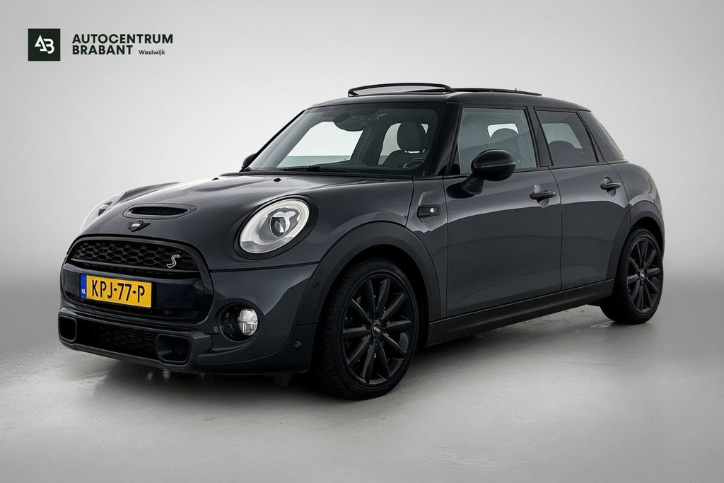 MINI 5-deurs 2.0 Cooper S Chili Serious Business | 192PK | PANO | HARMAN/KARDON | STOELVERW | CLIMATE | CRUISE | ETC 55107110-0.jpg | Autocentrum Brabant Breda