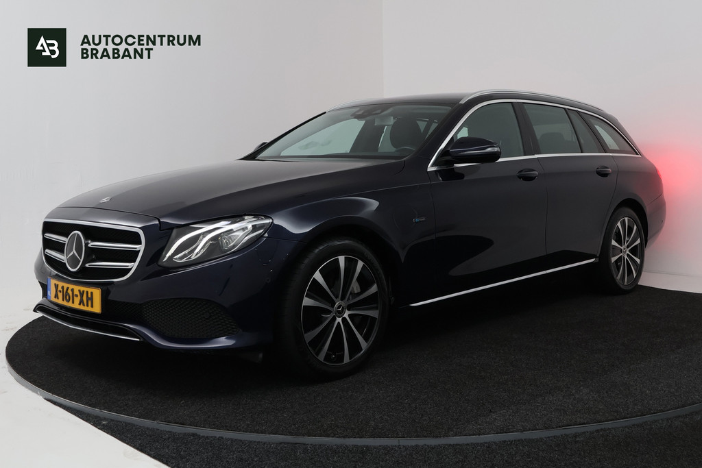 Mercedes-Benz E-Klasse Estate 300 de Advantage (TREKHAAK, STOELVERWARMING, SFEERVERLICHTING, CRUISE ADAPTIEF, CAMERA) 55371176-0.jpg | Autocentrum Brabant Breda