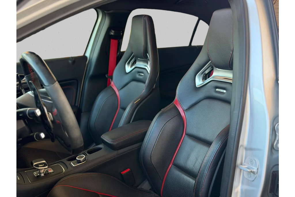 Mercedes-Benz A-Klasse AMG 45 4MATIC (NL-auto, Perfect OnderH, Panoramadak, Schaalstoelen, Carplay, StoelV, Clima, Navi Groot,Etc) 55508802-4.jpg | Autocentrum Brabant Breda