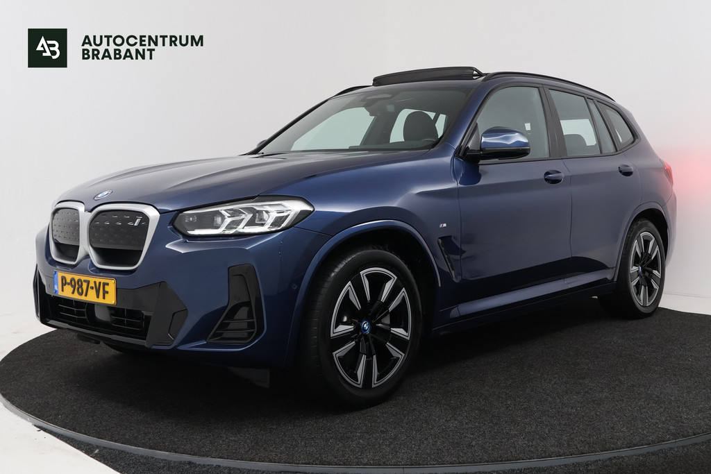BMW iX3 Executive 80 kWh (PANORAMADAK, CAMERA, Soh 100%, SFEERVERLICHTING, STOELVERWARMING, ELEKTR STOELEN, CRUISE ADAPTIEF) 55528313-0.jpg | Autocentrum Brabant Breda