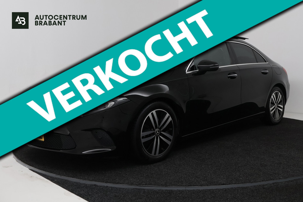 Mercedes-Benz A-Klasse 180 Business Solution (PANORAMADAK, SFEERVERLICHTING, CAMERA, STOELVERWARMING, LEDER) 55738134-0.jpg | Autocentrum Brabant Breda