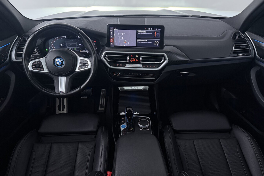 BMW iX3 Executive 80 kWh SOH 100% (PANORAMADAK, CAMERA, SFEERVERLICHTING, STOELVERWARMING, ELEKTR 55895393-2.jpg | Autocentrum Brabant Breda