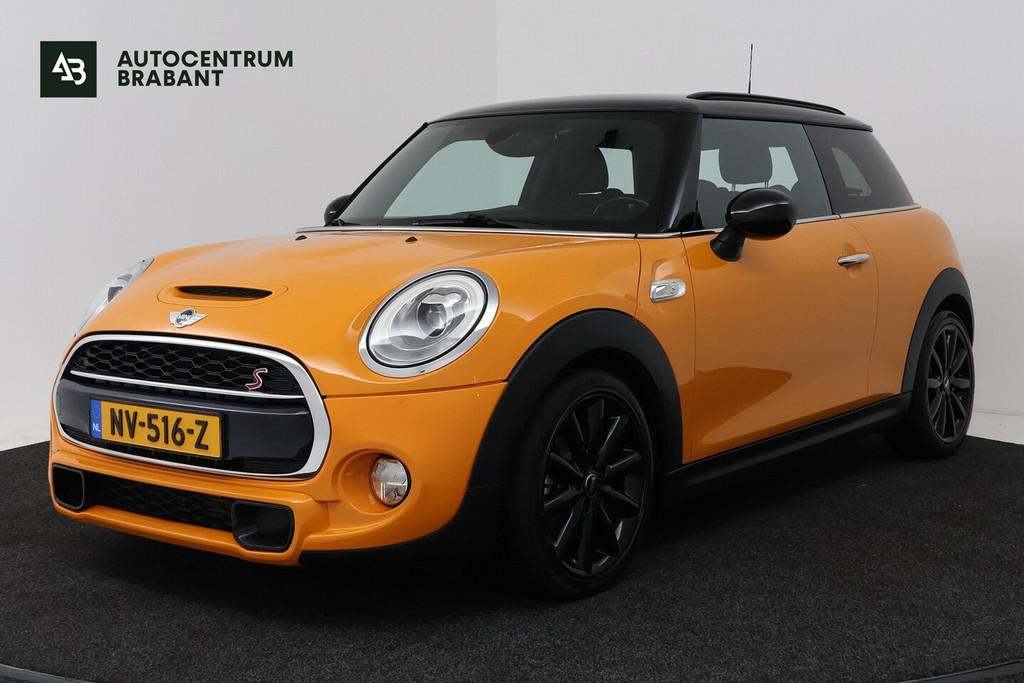 MINI 3-Deurs 2.0 Cooper S Chili Serious Business (GROOT-NAVIGATIE, HEAD-UP, STOELVERWARMING, DEALER OND 55895423-0.jpg | Autocentrum Brabant Breda