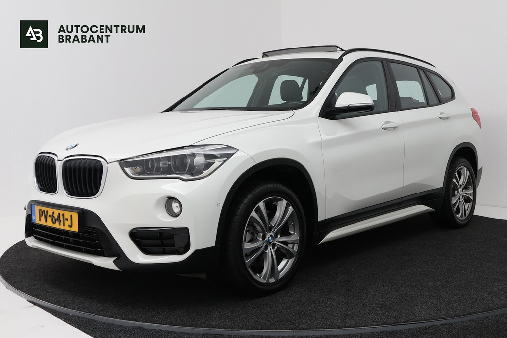 BMW X1 SDrive20i Corporate Lease High Executive (PANORAMADAK, CAMERA, STOELVERWARMING, HEAD-UP DI 55896241-0.jpg | Autocentrum Brabant Breda