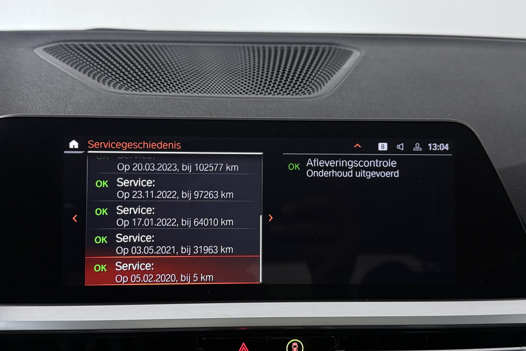 BMW 3 Serie 320i Executive Edition (PANORAMADAK, SFEERVERLICHTING, PDC, DEALER ONDERHOUDEN) 55999953-17.jpg | Autocentrum Brabant Breda