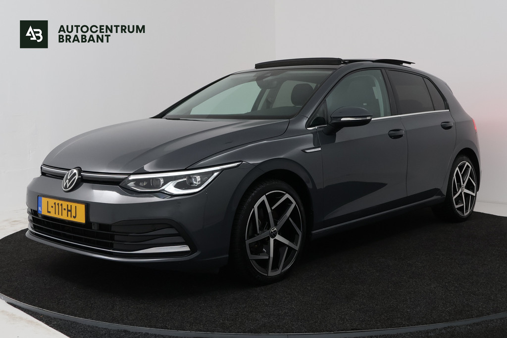 Volkswagen Golf 1.5 eTSI Style (PANORAMADAK, TREKHAAK, STOELVERWARMING CAMERA, CRUISE ADAPTIEF) 56012283-0.jpg | Autocentrum Brabant Breda