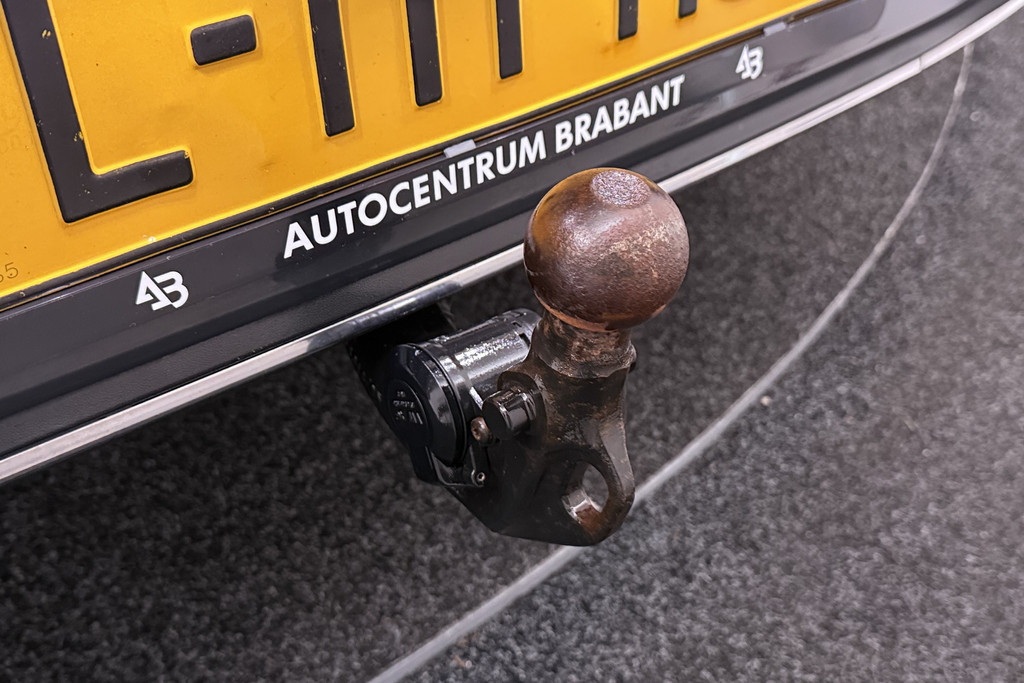 Volkswagen Golf 1.5 eTSI Style (PANORAMADAK, TREKHAAK, STOELVERWARMING CAMERA, CRUISE ADAPTIEF) 56012283-23.jpg | Autocentrum Brabant Breda