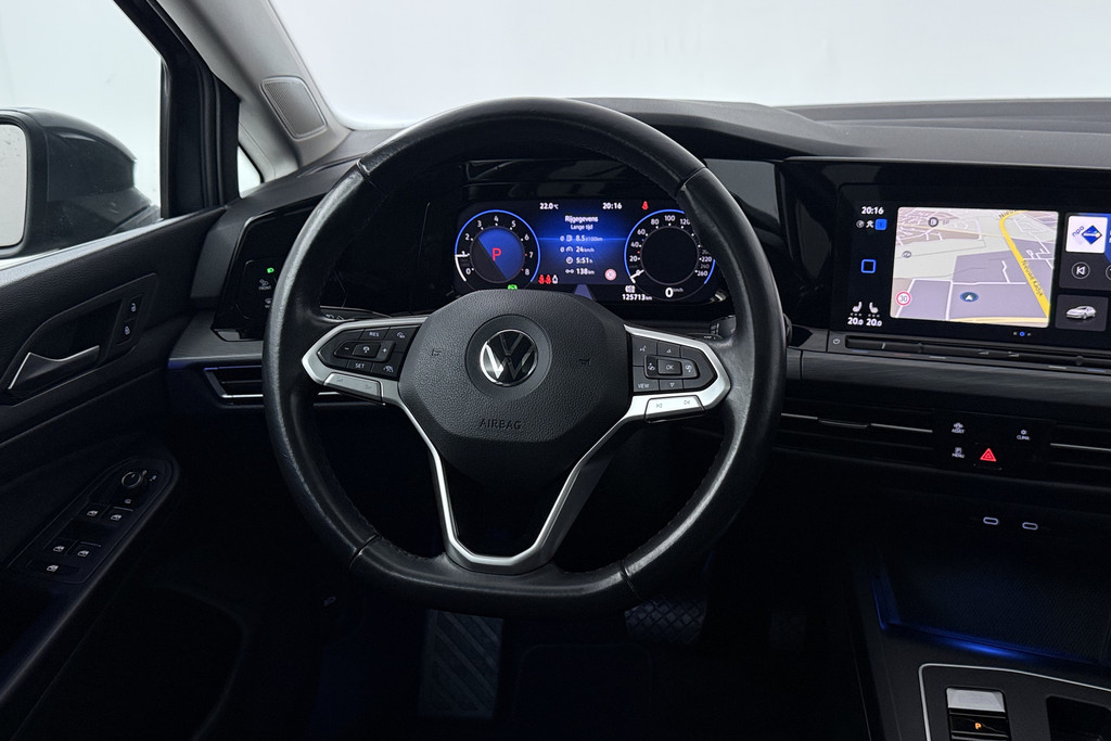 Volkswagen Golf 1.5 eTSI Style (PANORAMADAK, TREKHAAK, STOELVERWARMING CAMERA, CRUISE ADAPTIEF) 56012283-3.jpg | Autocentrum Brabant Breda