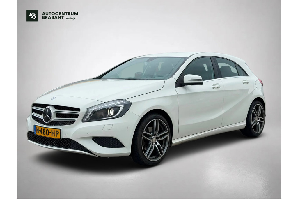 Mercedes-Benz A-Klasse 180 Ambition SPORT (Goed onderhoud, Carplay, Navi, PDC V+A, Airco, StoelV, Cruise Con, Etc) 56016616-0.jpg | Autocentrum Brabant Breda