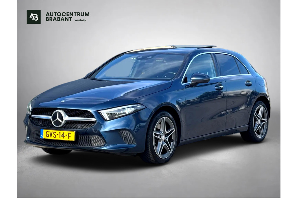 Mercedes-Benz A-Klasse 250e Business Solution AMG | 218PK | PANO | MEM SEATS | SFEERVERL | GROOT SCHERM | LEER | PERF ONDERHOUD | 56022686-0.jpg | Autocentrum Brabant Breda