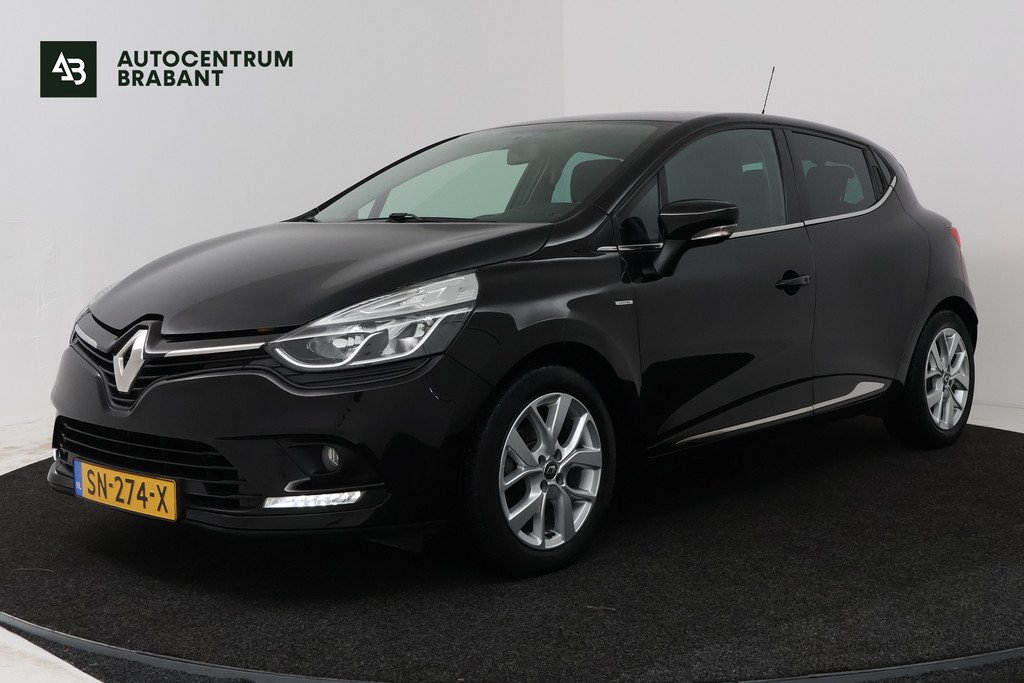 Renault Clio 0.9 TCe Limited (NAVIGATIE, CRUISE CONTROL, PARKEERSENSOREN) 56152268-0.jpg | Autocentrum Brabant Breda