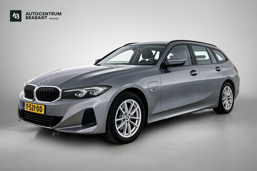 BMW 3 Serie Touring 320e (TREKHAAK WEGKLAPBAAR, MEMORY SEATS, LED, CAMERA, CARPLAY, 1e EIGENAAR, DEALER ONDERHOUDEN) 56273478-0.jpg | Autocentrum Brabant Breda