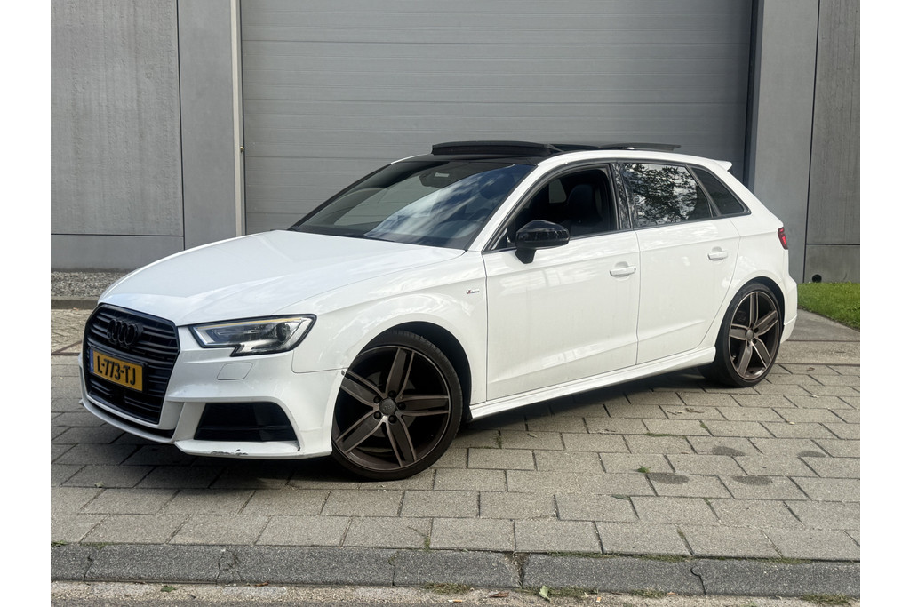 Audi A3 Sportback 1.6 TDI Sport S Line Edition (INRUILKOOPJE) 56433838-0.jpg | Autocentrum Brabant Breda