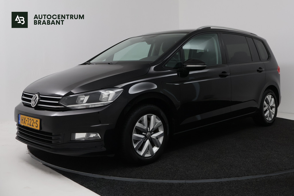 Volkswagen Touran 1.2 TSI Comfortline (CRUISE CONTROL, NAVIGATIE, CARPLAY, PARKEERSENSOREN) 56542419-0.jpg | Autocentrum Brabant Breda