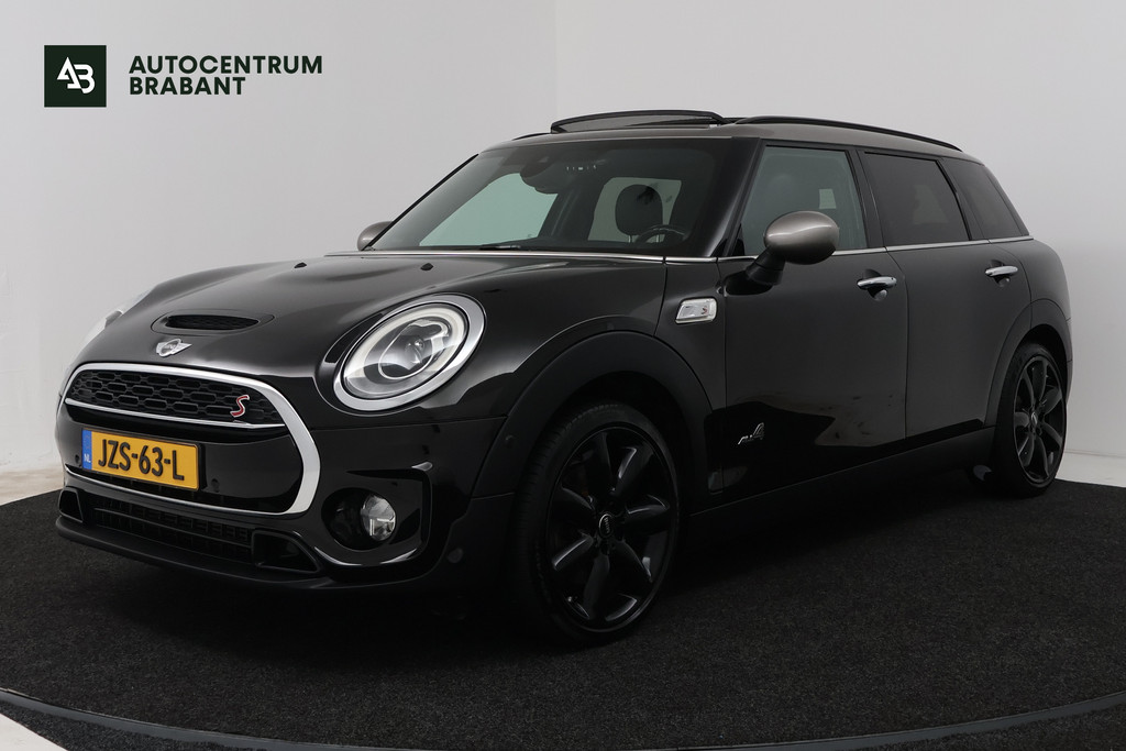 MINI Clubman 2.0 Cooper S Chili Serious Business (PANORAMADAK, HARMAN/KARDON, STOELVERWARMING, NAVIGATIE, CARPLAY, HEAD-UP DISPLAY) 56824304-0.jpg | Autocentrum Brabant Breda